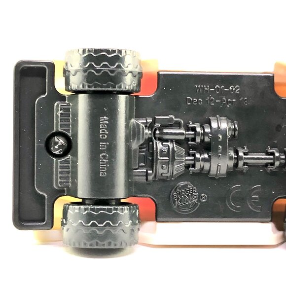 🦋 Jurassic Park Jeep Wrangler Dinosaur Tracker Burger King Toy Car 2013 Jungle - Picture 14 of 15